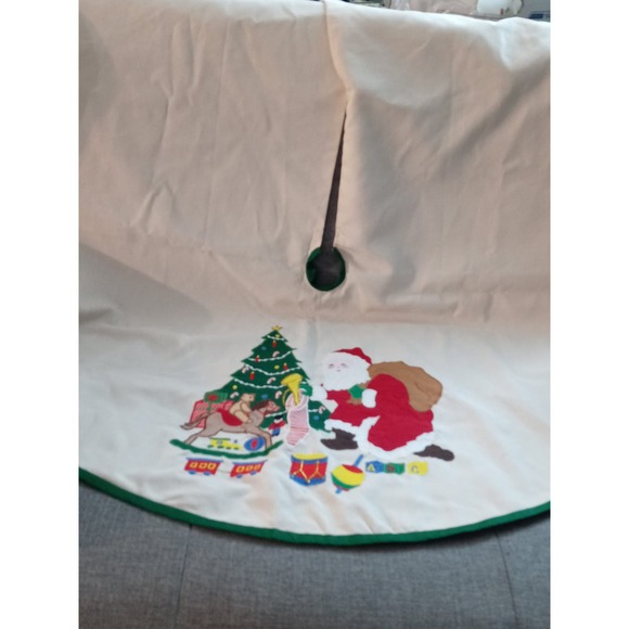 Vtg Santa Clause Christmas Tree Skirt Toy Soldier Stocking Train Teddy Bear - Picture 8 of 9